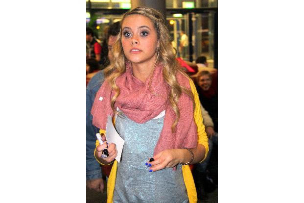 Das Geturtel der beiden, sorgte auch bei den anderen DSDS-Teilnehmern für Aufmerksamkeit.