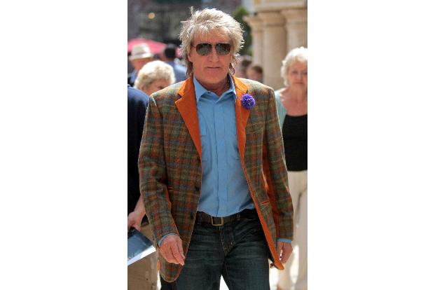 Auch Sänger Rod Stewart hat ein ganz klares Beuteschema, dem er immer treu blieb: Blond und kurvig.