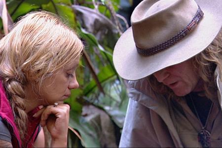 Vincent Raven liest auch aus Radost Bokels Hand.