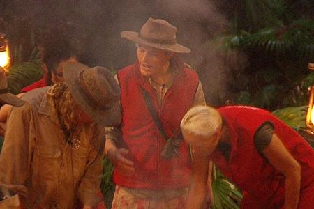 Dann mischt sich der Magier in die Kunst des Reiskochens ein und meckert.