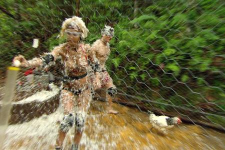 Je mehr Eier in die Röhre geworfen werden, desto höher steigt der Schlüssel für die Schatztruhe.