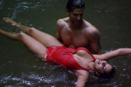 Im Dschungelcamp 2011 badete Indira.