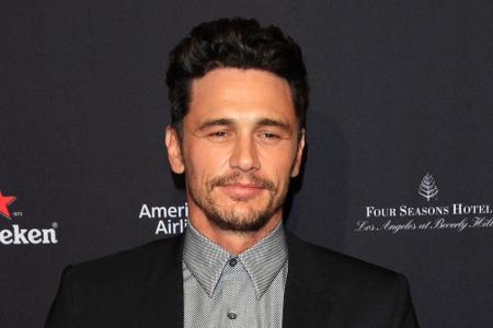 Vom Tellerwäscher zum Millionär: Auf James Franco trifft das in jeder Hinsicht zu. Der Schauspieler arbeitete früher bei McD...