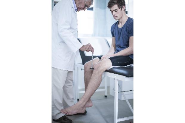 Knieschmerzen imago Westend61.jpg