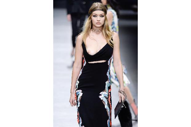 SIPAWENN.com Gigi Hadid.jpg