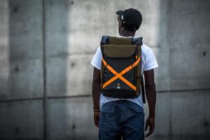 FW17_TARGHEE_EXP_LOC_1018120_02635 m.jpg