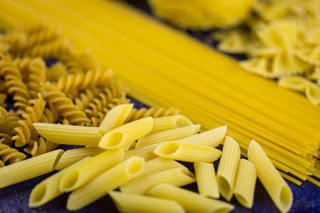 8_Nudeln JuNiArt.jpg