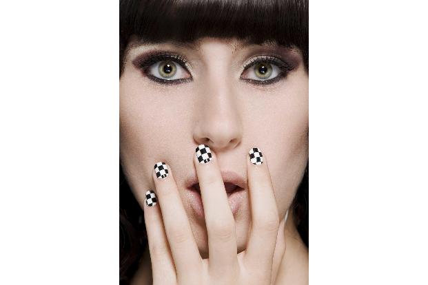 Minx, Nagellack