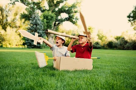 #WirBleibenZuhause Zeitvertreib gegen Langeweile Schwerter