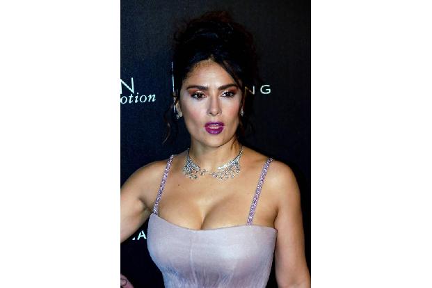 Noch in diesem Jahr wird Salma Hayek stolze 50 Jahre alt - und man sieht es ihr beim besten Willen nicht an! Die Schauspiele...