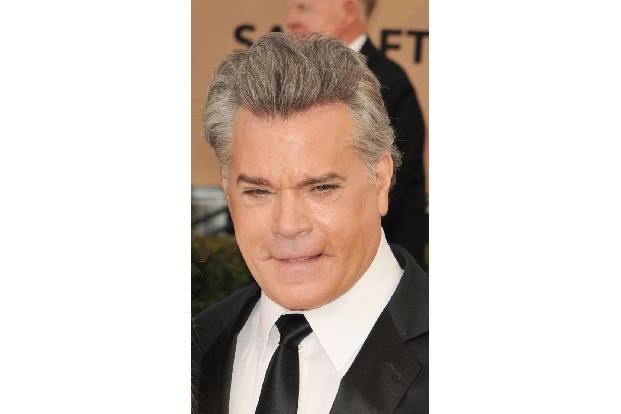 ...der 61-jährige Schauspieler schon wieder ein bisschen besser aus, als noch Ende Januar bei der Verleihung der SAG Awards ...