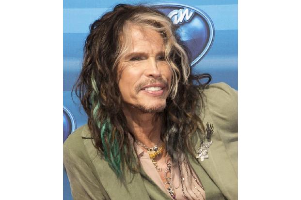 ...hat sich bis heute nichts geändert. An seinem Gesicht allerdings eine Menge! Nur Botox reichte dem Musiker aber nicht - d...