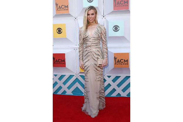 ...konnte auch Kimberly Perry getrost mithalten. Animal Print ja, aber eben bitte nicht so! Das Country-Genre hat ja manchma...