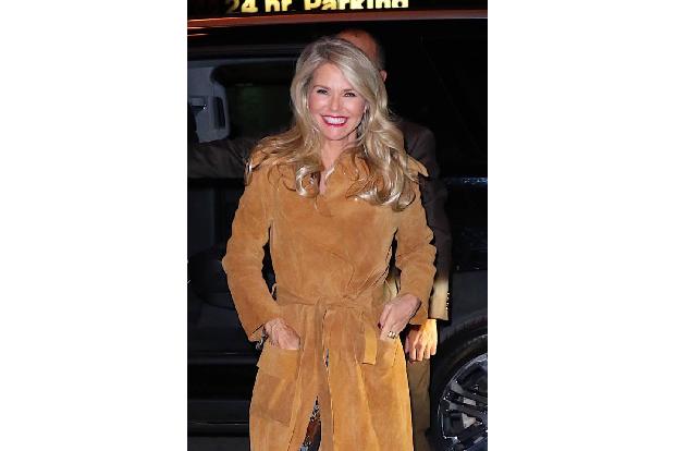 Wow! Einfach bezaubernd! Wer Christie Brinkley am Dienstag durch die Straßen von New York schlendern sah, der konnte sich wo...