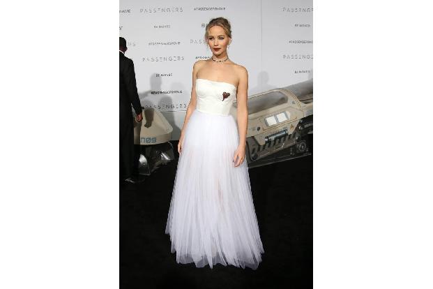 Dass Jennifer Lawrence das Herz am rechten Fleck trägt, weiß man eigentlich - aber schön, dass sie es uns in dieser traumhaf...