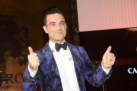 ...scheint der Abschied von diesem Anblick nicht besonders schwer gefallen zu sein. Voller Stolz...