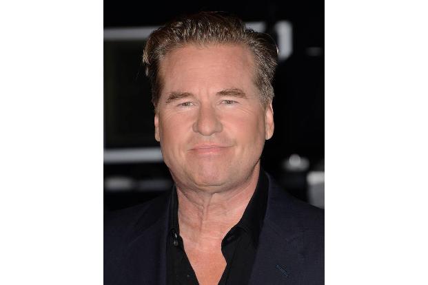 ...Action-Held Val Kilmer, der allerdings nicht in der Front Row saß, um seinen Sohnemann fleißig anzufeuern. Allerdings wir...