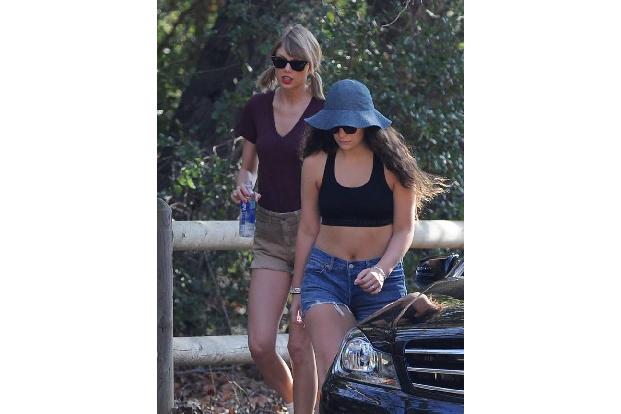 ...würde sich hier eine richtig dicke Freundschaft entwickeln. Vielleicht holt sich Lorde von der sieben Jahre älteren Taylo...