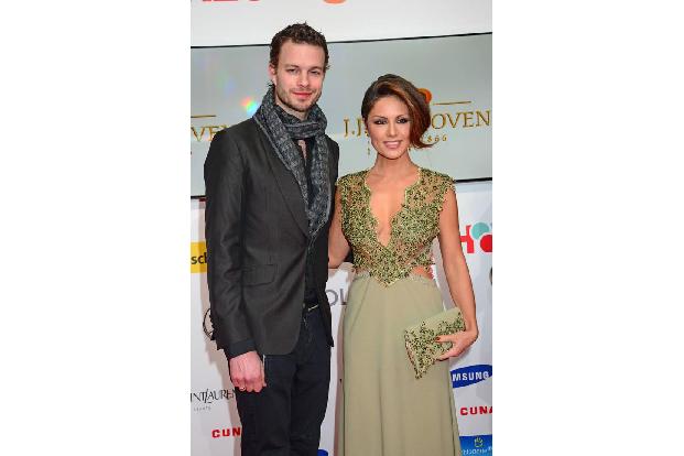 ...Spekulationen Nazans Schwangerschaft. Wie der kleine Mann aussieht, haben Julian und Nazan bislang noch für sich behalten...