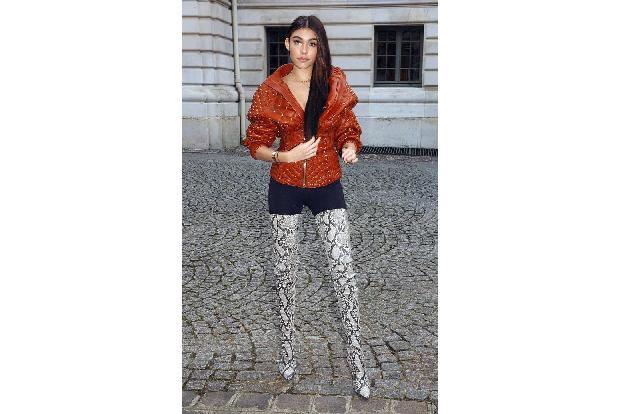 ...aufreizender mag, kann sich von Popsternchen Madison Beer für den nächsten Karneval inspirieren lassen. Wo fängt der Schl...