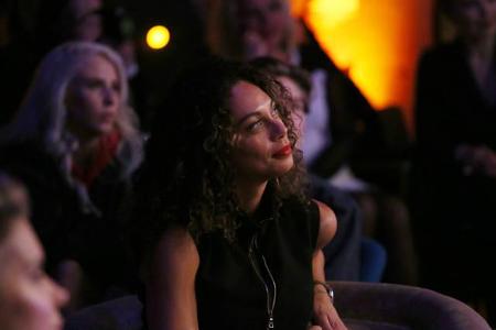 ...prominente Zuschauer wie Lilly Becker nahmen ihr die Angst und lauschten andächtig und applaudierten später an den richti...