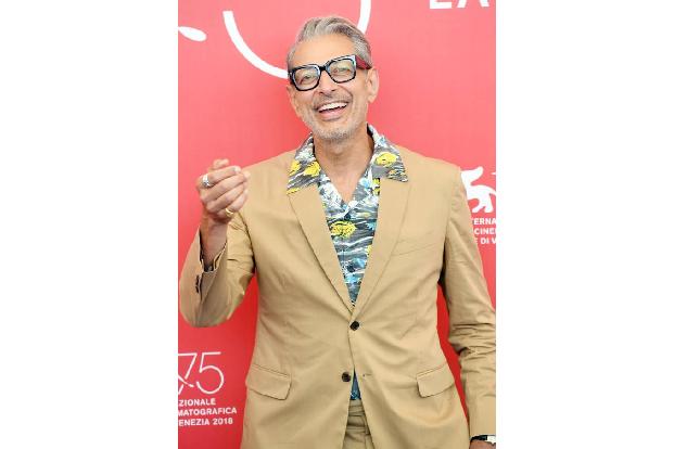 Sichtlich gut gelaunt strahlte Spaßvogel Jeff Goldblum auf dem Red Carpet zur Vorführung des preisgekrönten Dokumentarfilms ...