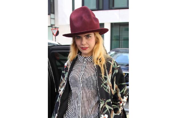 ...die Sängerin Paloma Faith oder auch die amerikanische Fast-Food-Kette Arby's - das Internet lachte über Pharrells Modeaus...