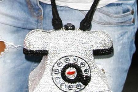 ...den Betrachter überkommt bei diesem Anblick wohl nur ein Wunsch: Schnell die Fashion-Police anzurufen!