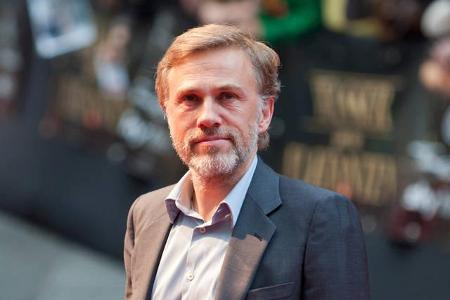 ..sah man den Schauspieler auf dem roten Teppich noch mit Kontaktlinsen. Doch diese Zeiten sind nun vorbei. Bleibt zu hoffen...