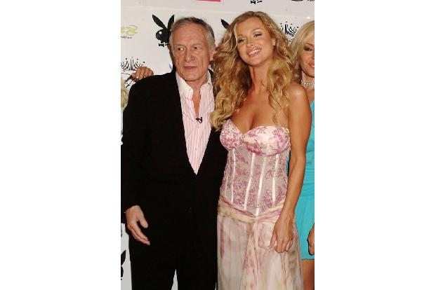 ...Hugh Hefner seine einstige Muse in ihrem Flughafen-Schlabberklamotten erkannt hätte? Immerhin sagte er mal über die gebür...