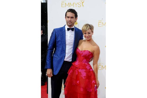 ...mal so hübsch präsentierte sich auch Kollegin Kaley Cuoco. Die 