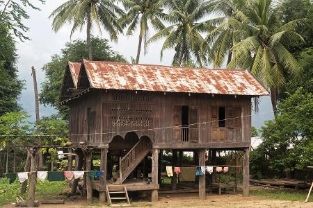 MMR Traditional Burmese Teak Farmhouses 0.jpg