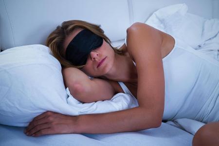 5_Schlafende Frau Panthermedia.jpg