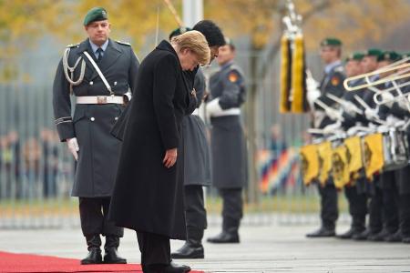 Verbeugung_Sven Simon.jpg