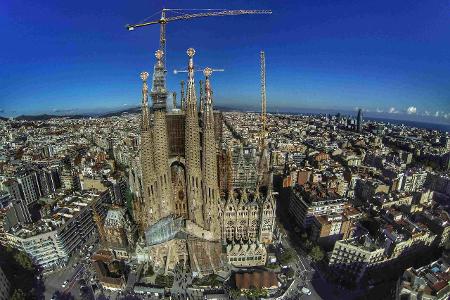 ZLa sagrada familia, Spain by kolibik-fotos2.jpg