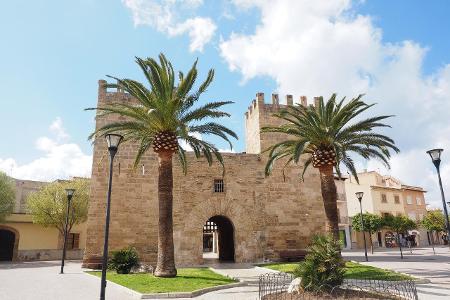 5_Stadtmauer Alcudia_Credits_(c)_Pixabay.jpg