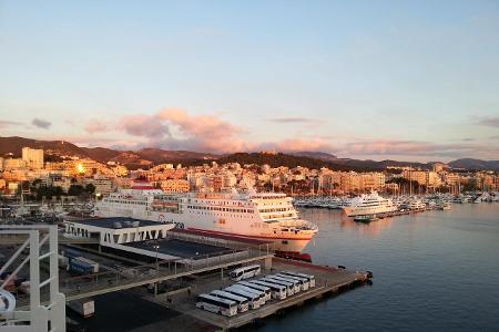 9_Hafen Palma_(c)_Pixabay.jpg