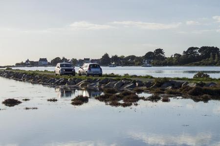 Am Golf von Morbihan in Frankreich haben schon etwas mehr Leute Angst. Bei unseren Nachbarn wollen zwölf Prozent der Befragt...