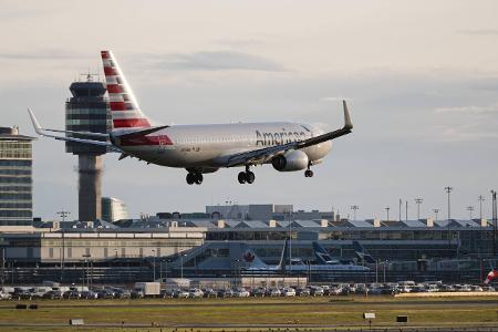 American Airlines imago Zuma Press.jpg