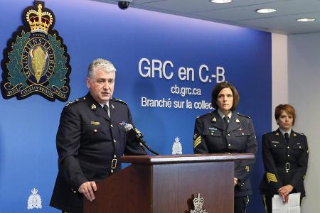 Kevin Hackett Pressekonferenz Gillam Manitoba imago images UPI Photo.jpg