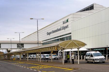 Silber geht auf die britische Insel, genauer gesagt nach Schottland zum Glasgow International Airport. Den Passagieren gefal...
