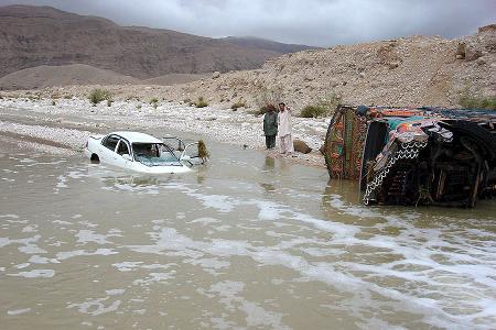 Verkehrsirrtümer Lichthupe Reißverschlussverfahren und Co.