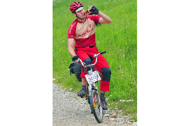 betrunken Fahrrad fahren