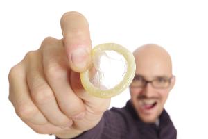 Kondom lässt Penis wachsen