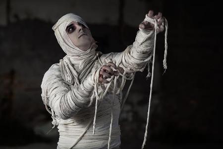 Eine von den Toten auferstandene Mumie kann ganz schön furchteinflößend sein