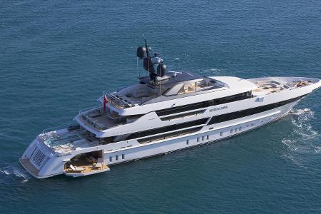 SEVEN SINS - Copyright Guillaume Plisson.jpg