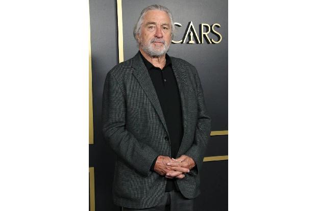 ...Profi-Boxer Jay LaMotta in 'Raging Bull - Wie ein wilder Stier' trainierte der Schauspieler mit LaMotta selbst im Boxring...