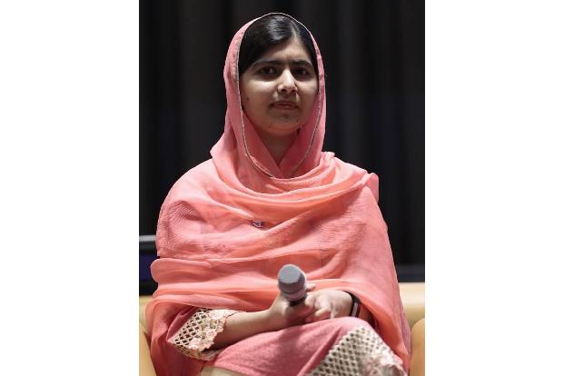 Shakiras Idol, die junge pakistanische Aktivistin Malala Yousafzai, bringt es auf den Punkt: 