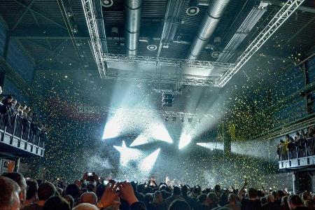 Ein voller CLUB100 ist in der Corona-Pandemie kaum vorstellbar. Musiker Johannes Aue hofft im Jahr 2022 wieder auf Konzerte ...