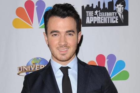Mit den Jonas Brothers lagen Kevin Jonas (31) Mädchenscharen zu Füßen. Doch nach Auflösung der Band 2013 sattelte der ehemal...